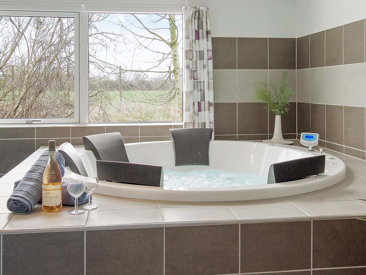 18 Person Holiday Home In Hasselberg Kappeln Esterno foto
